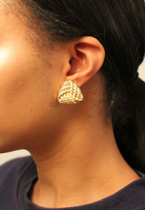 TRIANGLE EARRINGS FRONT